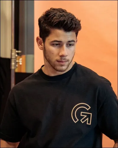 Quel âge a Nick Jonas ?
