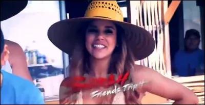 Avec quel garçon était-elle en couple ?