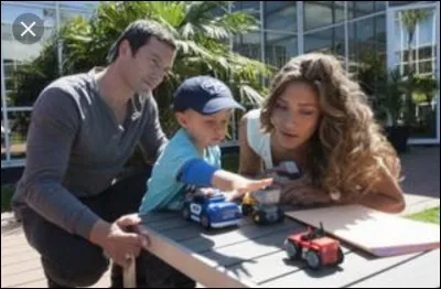 Qui est la m&egrave;re d'Eliott ?