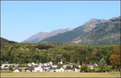 Nous sommes maintenant en Occitanie, à Ayzac-Ost. Village du Lavedan, dans l'unité urbaine d'Argelès-Gazost, il se situe dans le département ...