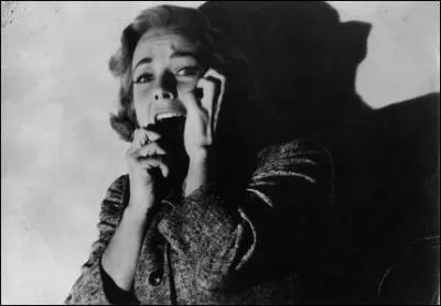 Quel film d'Hitchcock dbute dans la capitale de l'Arizona ?