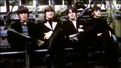 De qui parlent les Beatles dans leur chanson ''Hey'' ?