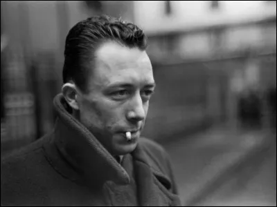 Cet écrivain célèbre est  Camus.