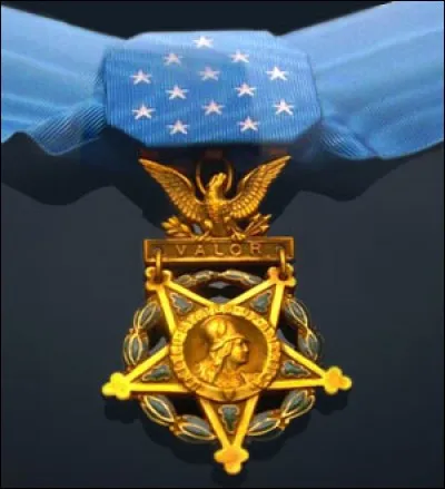 Parmi les soldats suivant, qui a reçu la "Medal Of Honor" ?