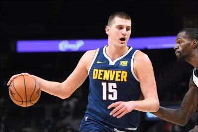 Quel est ce basketteur serbe des Nuggets ?