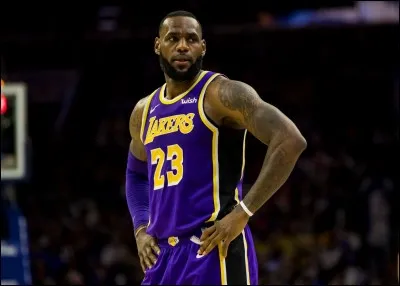 Quel est ce basketteur américain des Lakers ?