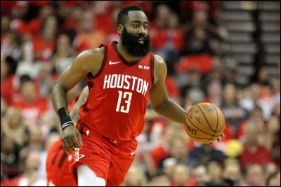 Quel est ce basketteur américain des Rockets ?