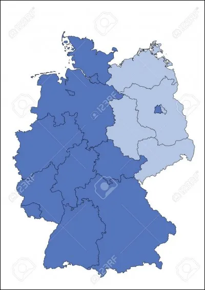 Durant cette phase de division quelle était la capitale de l'Allemagne de l'Ouest ?