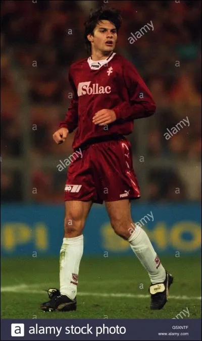 Quel club a eu Jocelyn Blanchard comme joueur ?