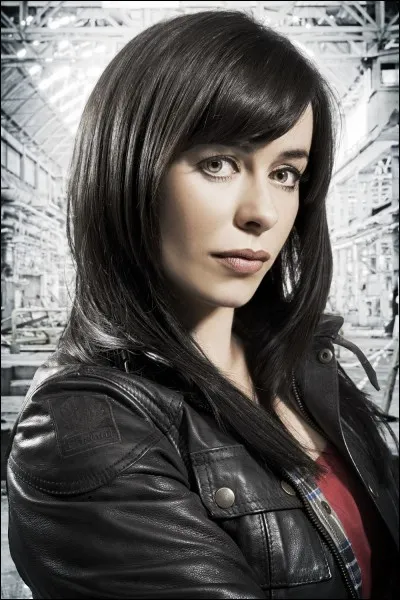 Quel était l'ancien travail de Gwen Cooper ?