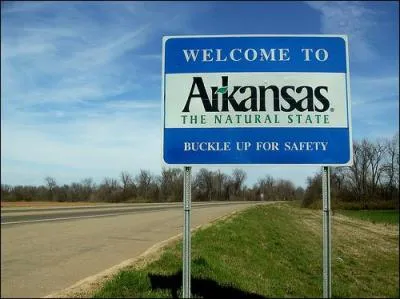 O se situe l'Arkansas par rapport au reste des Etats-Unis ?