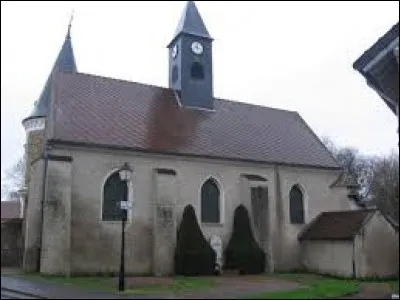 Nous sommes en &Icirc;le-de-France devant l'&eacute;glise Saint-Denis de Gressy. Commune de la Grande Couronne, elle se situe dans le d&eacute;partement ...