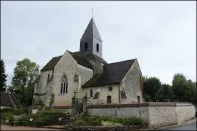 Nous sommes dans le Grand-Est devant l'&eacute;glise Saint-Nicolas du Thoult-Trosnay. Village de l'arrondissement d'&Eacute;pernay, il se situe dans le d&eacute;partement ...