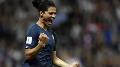 Comment s'appelle cette joueuse ?