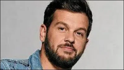 Complète cette chanson de Claudio Capéo : ''À toi l'ami le seul homme qui m'a tenu la main quand tous les jours j'en faisais pour...''