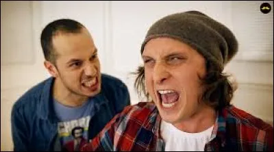 Complète cette chanson de Mcfly et Carlito : ''Il a mis son sexe, il a mis son quoi ? Il a mis son sexe, il a mis son quoi ? J'ai mis mon sexe dans...''