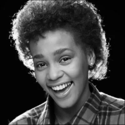 Combien d'albums Whitney a-t-elle vendus au cours de carrière ?