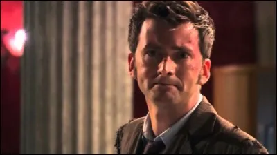 Quelle amie du docteur doit l'oublier pour survivre ?