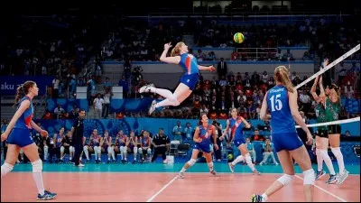 En combien de points se gagne un set au volley-ball ?