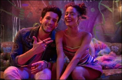 Quelle est la premi&egrave;re chanson qu'elle a r&eacute;alis&eacute;e avec Sebastian Yatra ?