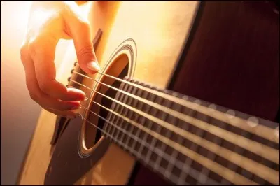 Qui chantait : "No woman, no cry" ?