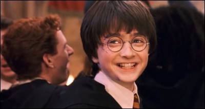 Quel âge Harry a-t-il quand il apprend qu'il est un sorcier ?