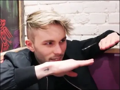 Comment se nomme son copain ?