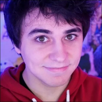 Qui est ce youtubeur ?