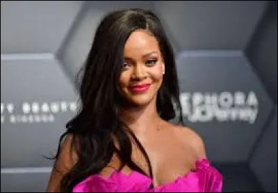 Qui est cette femme ?