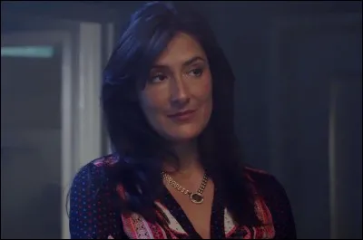 Comment s'appelle la mère de Derek ?