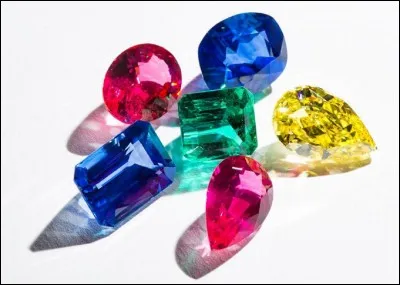 De quelle couleur est l'émeraude ?