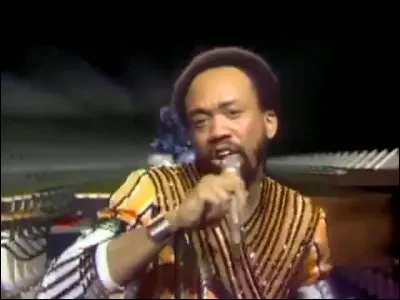 Dans quelle chanson peut-on voir ce clip ?