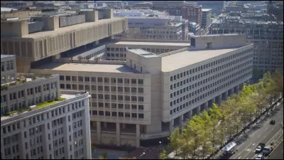 Service de police et de renseignement intérieur créé aux Etats-Unis en 1935 :