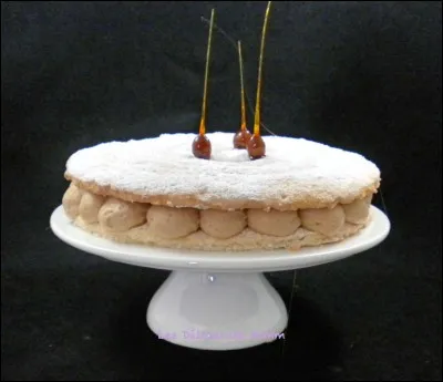 Quelle est la base de ce gâteau, célèbre création de Gaston Lenôtre ?
