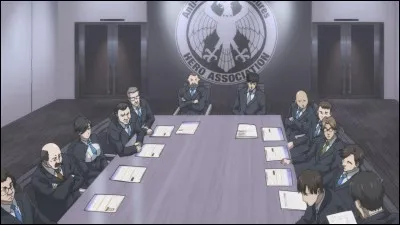 L'ordre croissant des Classes de héros est :