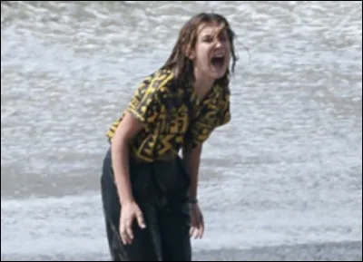 Et quelle était la couleur de ses chaussures ?