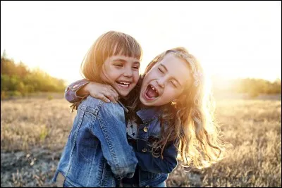 Ton ami présente ses excuses à votre dernière dispute.