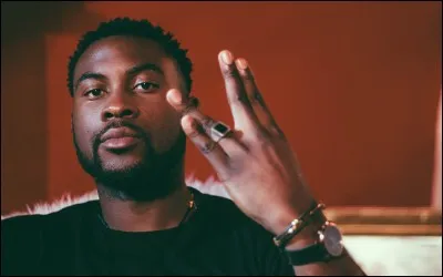 Compl&egrave;te la chanson de Damso : "Oh baby dis-moi c'que j'ai fait...