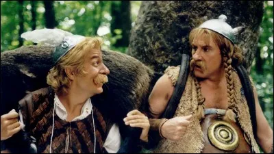 Dans combien de films de la saga "Astérix & Obélix" Christian Clavier a-t-il joué le rôle d'Astérix ?