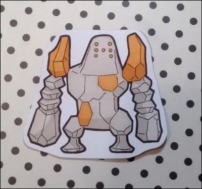 Le type de Regirock est :