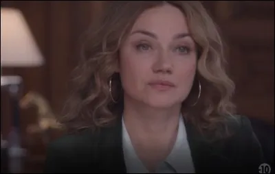 Combien de temps, le procureur donne-t-il à Alice pour prendre sa décision ?