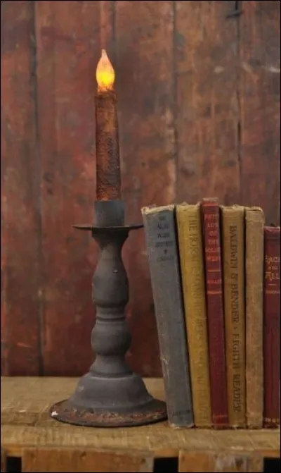 Qui est l'auteur de "La Naus&eacute;e" ?