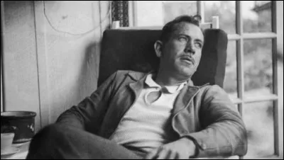 Parmi ces uvres, une seule appartient à John Steinbeck. Laquelle ?