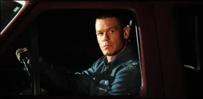 Avant de se tourner vers le cinéma, dans quel domaine excellait John Cena ?