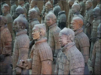 Quand fut découverte l'armée de terre cuite de Qin Shi Huang ?