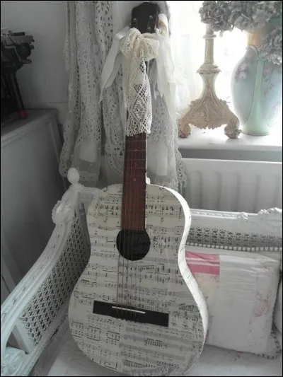 Il chantait "Mon fils, ma bataille" :