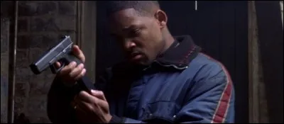 Will Smith vérifie le chargeur de son Glock avant de le remettre à sa femme.
Quel est ce film ?