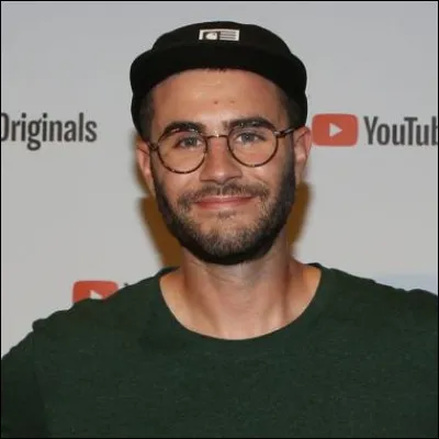 Combien a-t-il fait de vidéos "les pubs vs la vie" ?