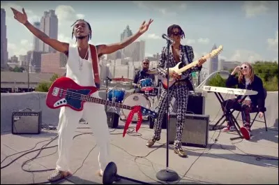 Dans quelle chanson peut-on voir ce clip ?