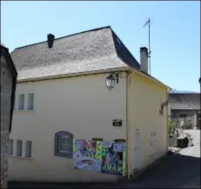 Pour finir cette balade, nous restons en Occitanie, où je vous emmène à Viger. Commune de l'aire urbaine de Lourdes, dans la vallée de Batsurguère, elle se situe dans le département ...